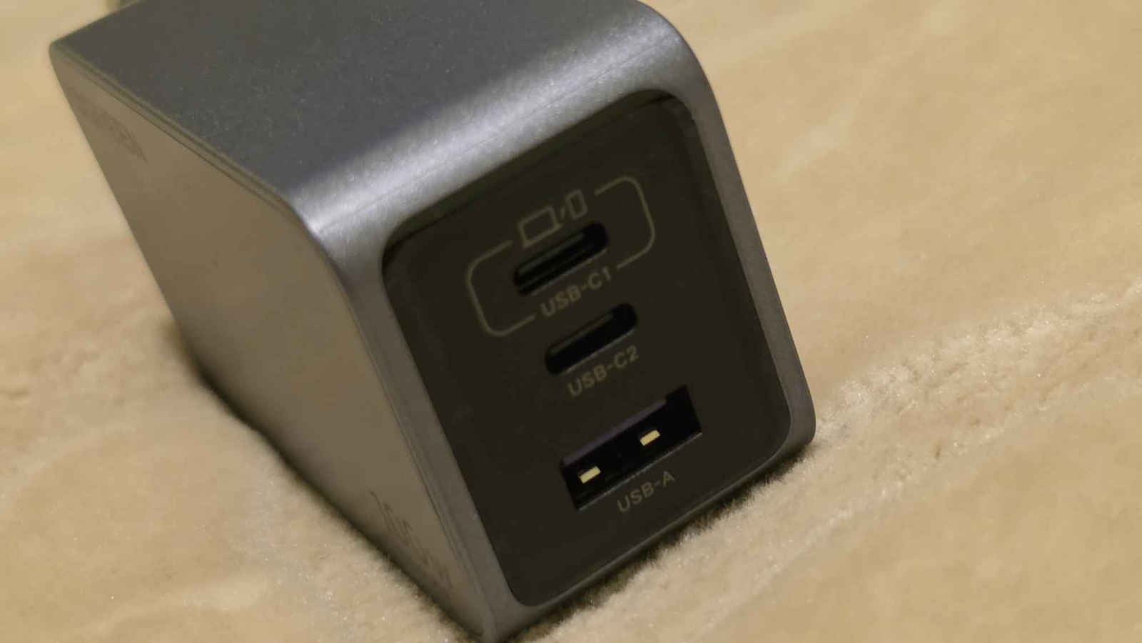 Ugreen Charger GaN with USB-A Port and 2 USB-C Ports and Cable USB-C - USB-C 100W Power Delivery / Quick Charge 4+ Gray (Nexode Pro)