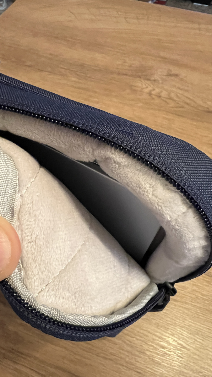 Tech-Protect Defender Tasche für Laptop 14" in Blau Farbe
