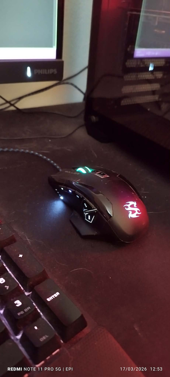 Sharkoon Skiller SGM1 RGB Gaming Gaming Maus 10800 DPI Schwarz