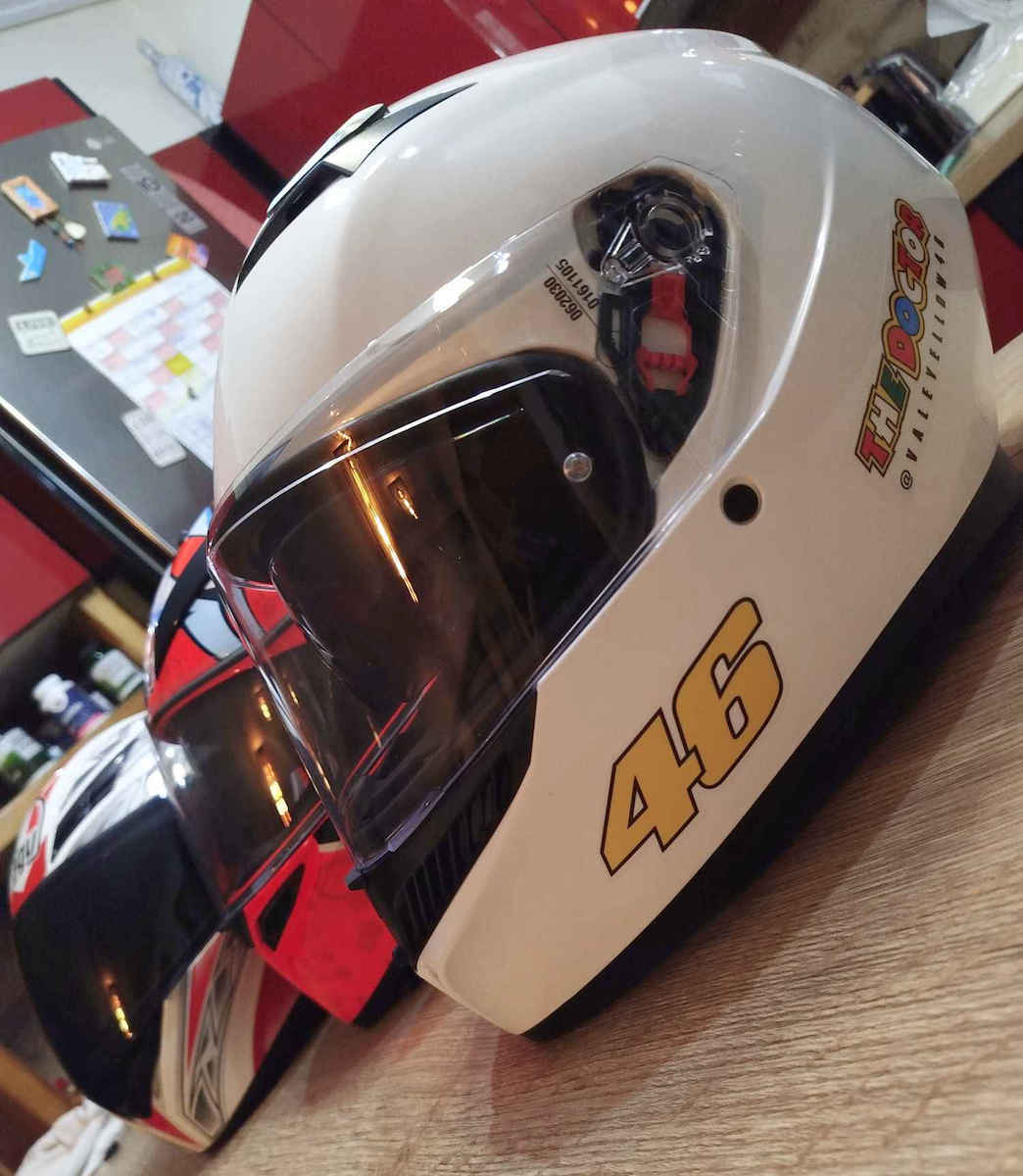 AGV K3 Matte Black Motorcycle Helmet Full Face ECE 22.06 1550gr with Pinlock and Sunvisor