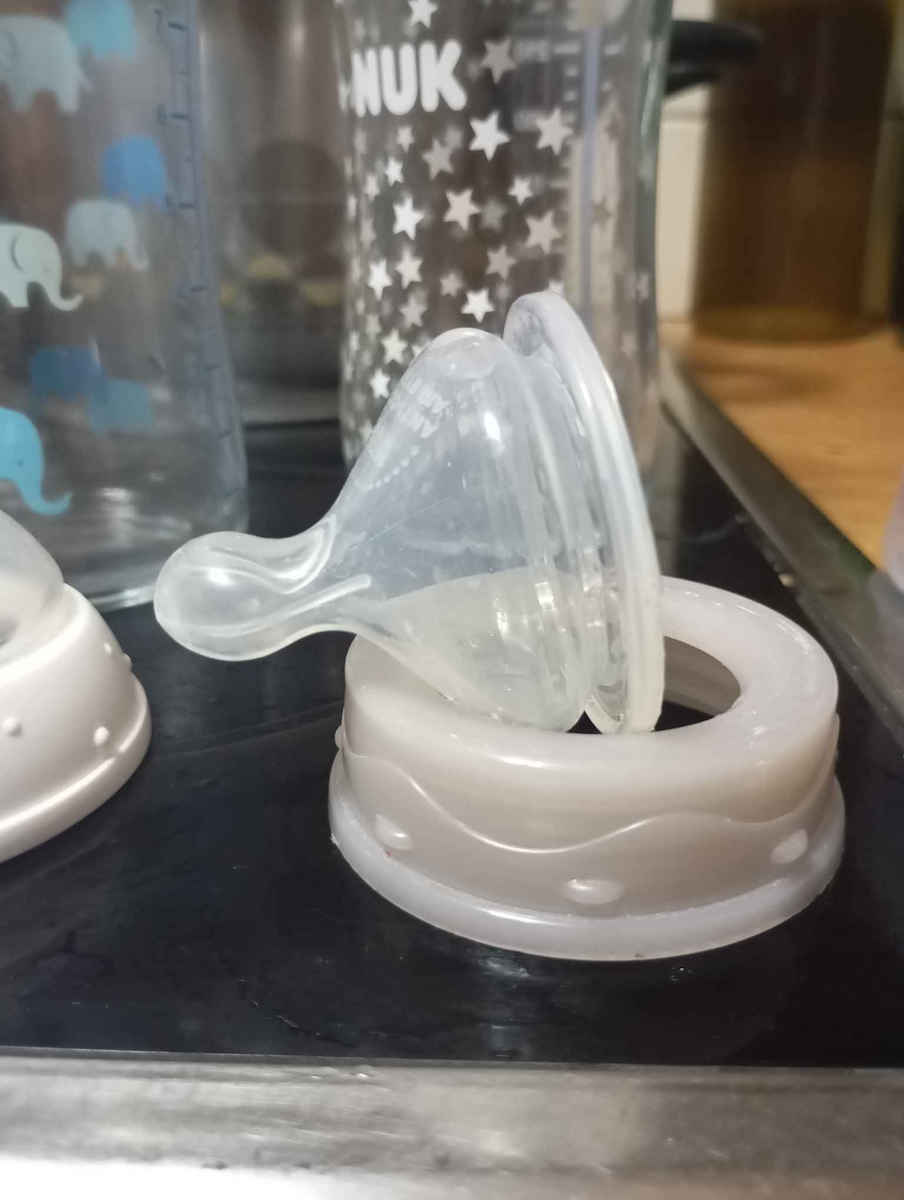 Nuk First Choice+ Silicone Baby Bottle Teats Medium Flow for 0+ months 2pcs