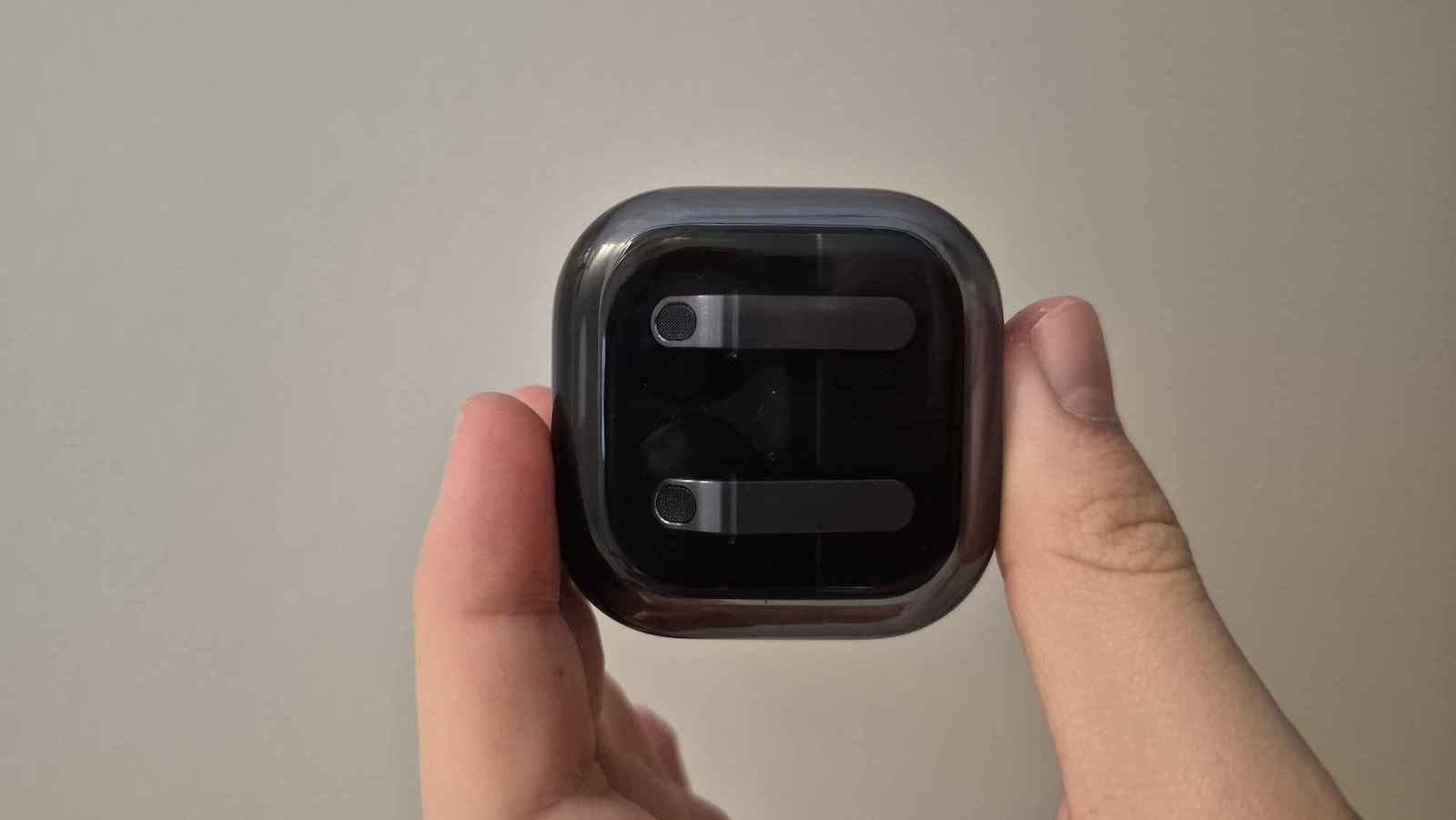 Samsung Galaxy Buds4 Pro Bluetooth Kopfhörer mit Schweißbeständigkeit und Ladekoffer Weiß