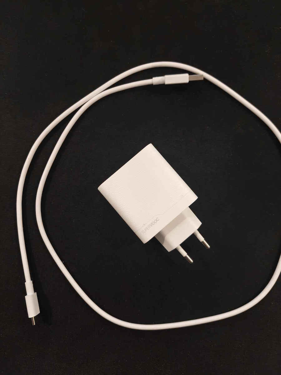 Oppo Φορτιστής Χωρίς Καλώδιο με Θύρα USB-A 80W Λευκός (Supervooc)