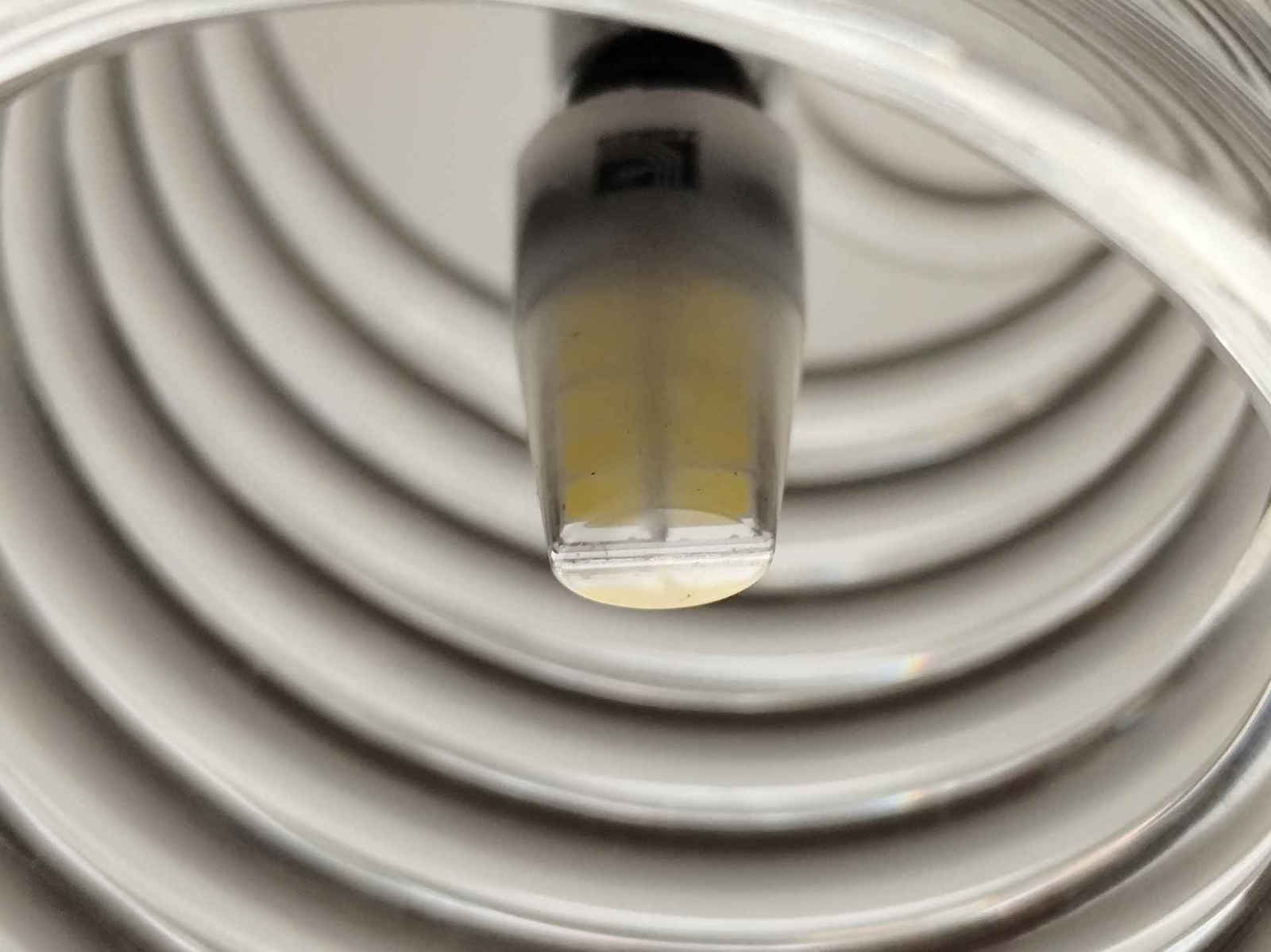Adeleq LED крушка 3W Тип Флуоресцентни за фасунга G4 и форма T8 Хладно бяло 300лм Димируем