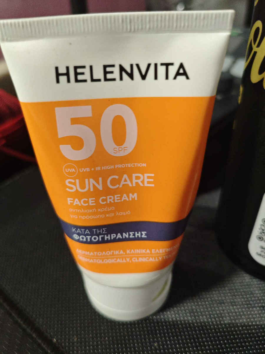 Helenvita Cremă Antisolară de Față SPF50+ cu Pigment 50ml