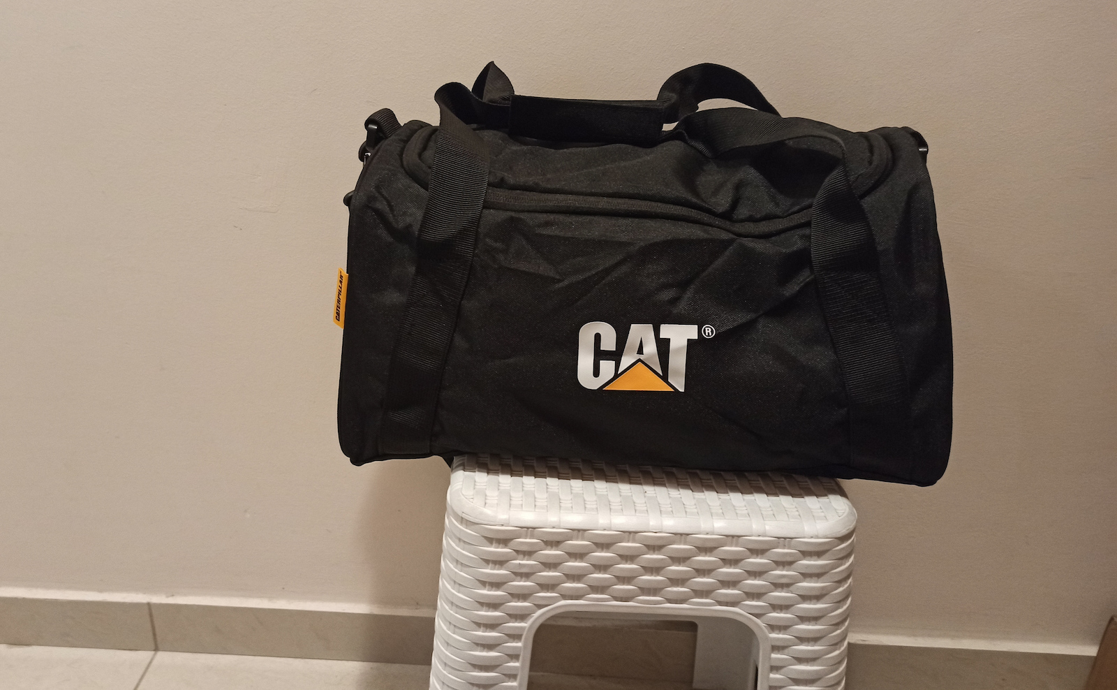 CAT Sack Voyage 23lt Black Fabric L44xW22xH24cm
