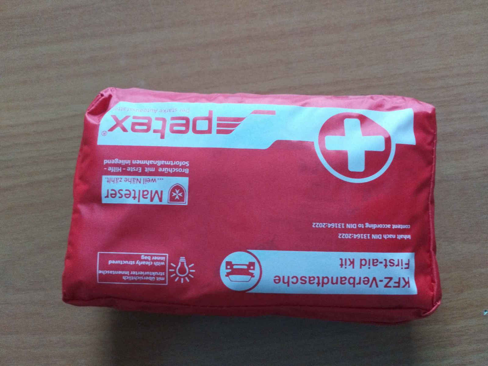 Petex Φαρμακείο Πρώτων Βοηθειών Αυτοκινήτου Τσαντάκι με Εξοπλισμό