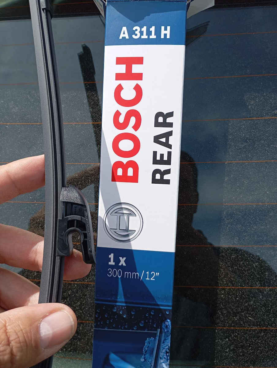 Bosch A311H Задна Чистачка за Автомобил 300мм Универсален Kia Ceed (Кийд) / Продължавай BMW X4