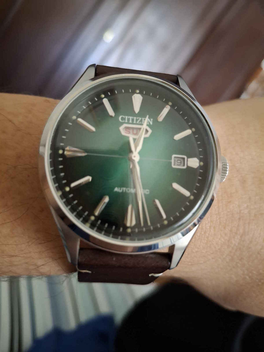 ち〜 AW1828-80X - Citizen Watch