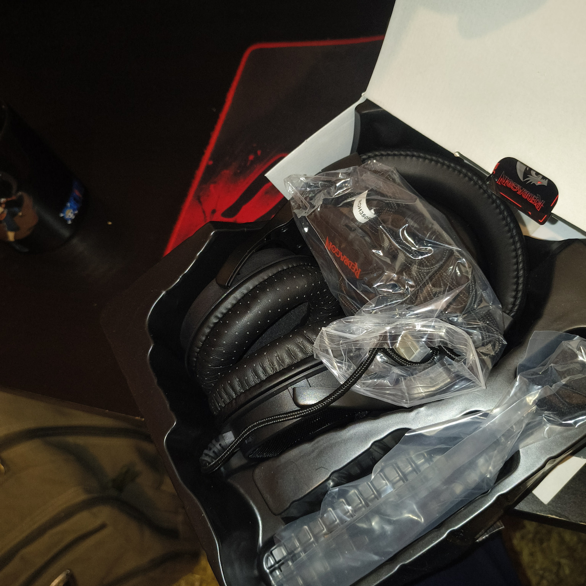 Redragon Pandora H350 RGB Over Ear Gaming Headset με σύνδεση USB