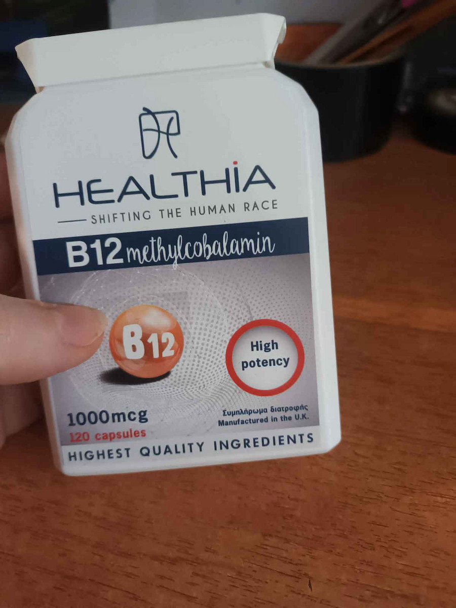 Healthia Β12 Vitamin Βιταμίνη για την Υγεία του Νευρικού Συστήματος 1000mcg 100 ταμπλέτες