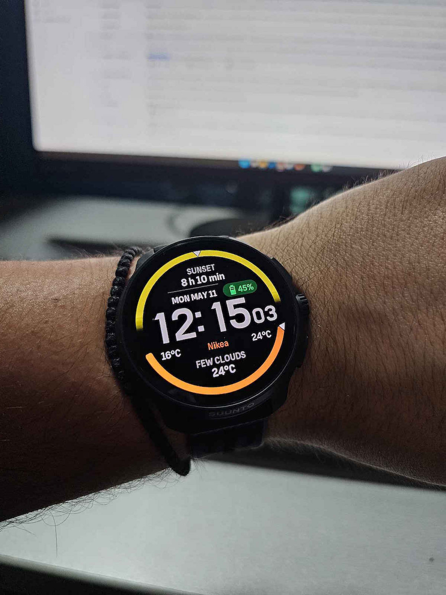Suunto Race 2 Stainless Steel 49mm Αδιάβροχο Smartwatch με Παλμογράφο (Feather Gray)