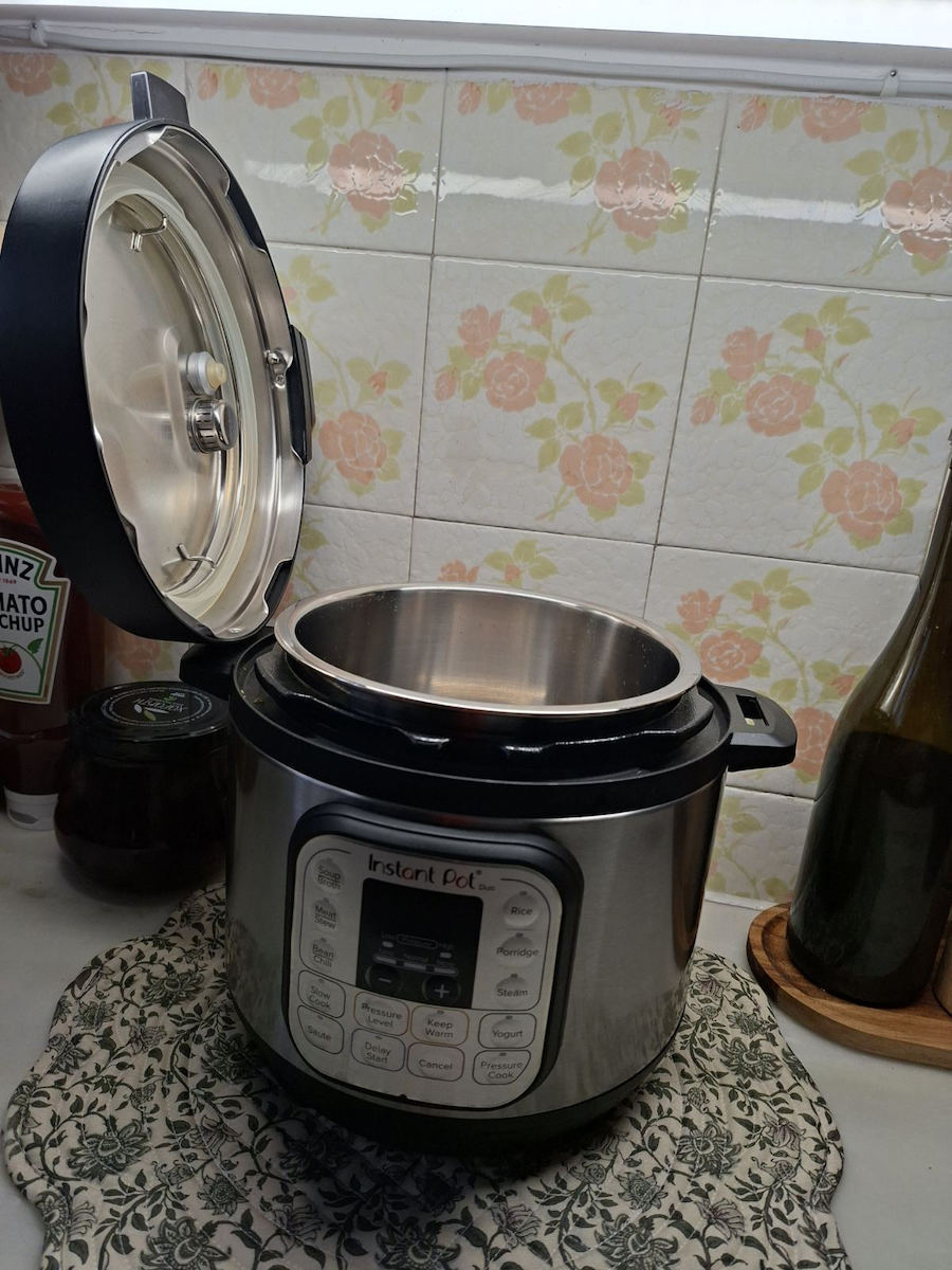 Instant Pot Multi-Function Cooker 2.8lt 700W Silver