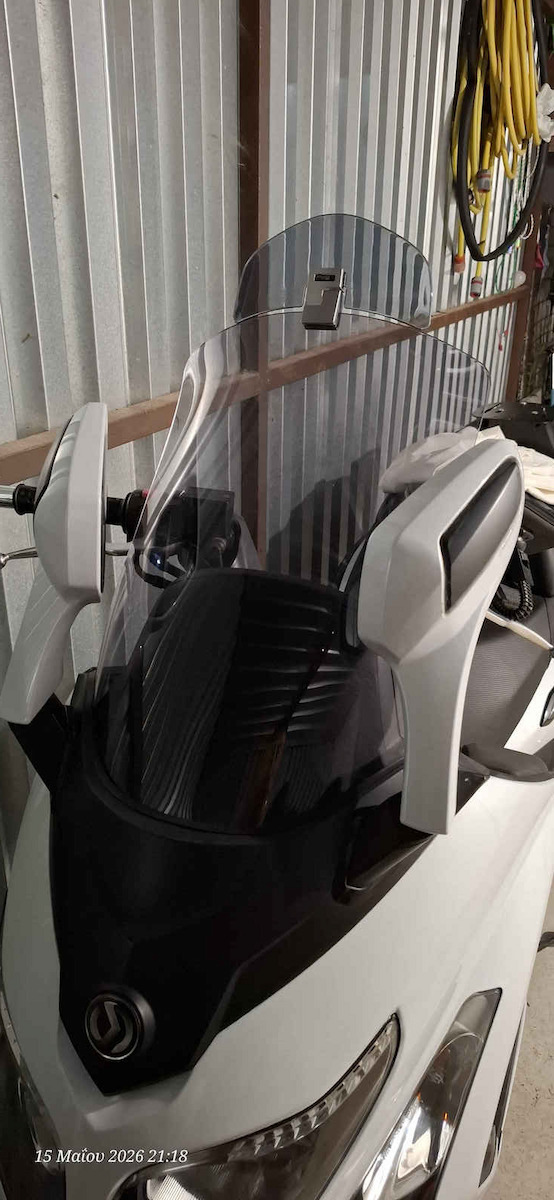 Puig Motorcycle Windshield & Windscreen Visor Extender 4717H