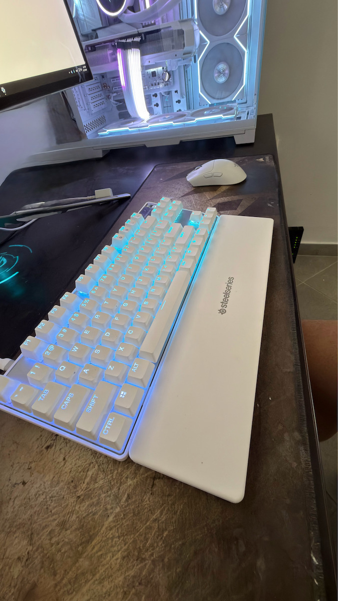 SteelSeries Apex Pro TKL Gen 3 Gaming Μηχανικό Πληκτρολόγιο Tenkeyless με SteelSeries OmniPoint διακόπτες και RGB φωτισμό (Αγγλικό US)