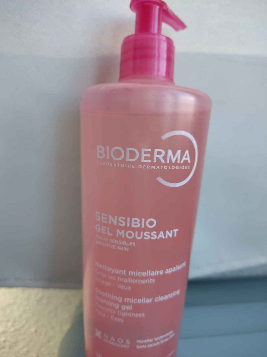 Sensibio Gel Moussant Gel Calmant de Curățare pentru Piele Sensibilă