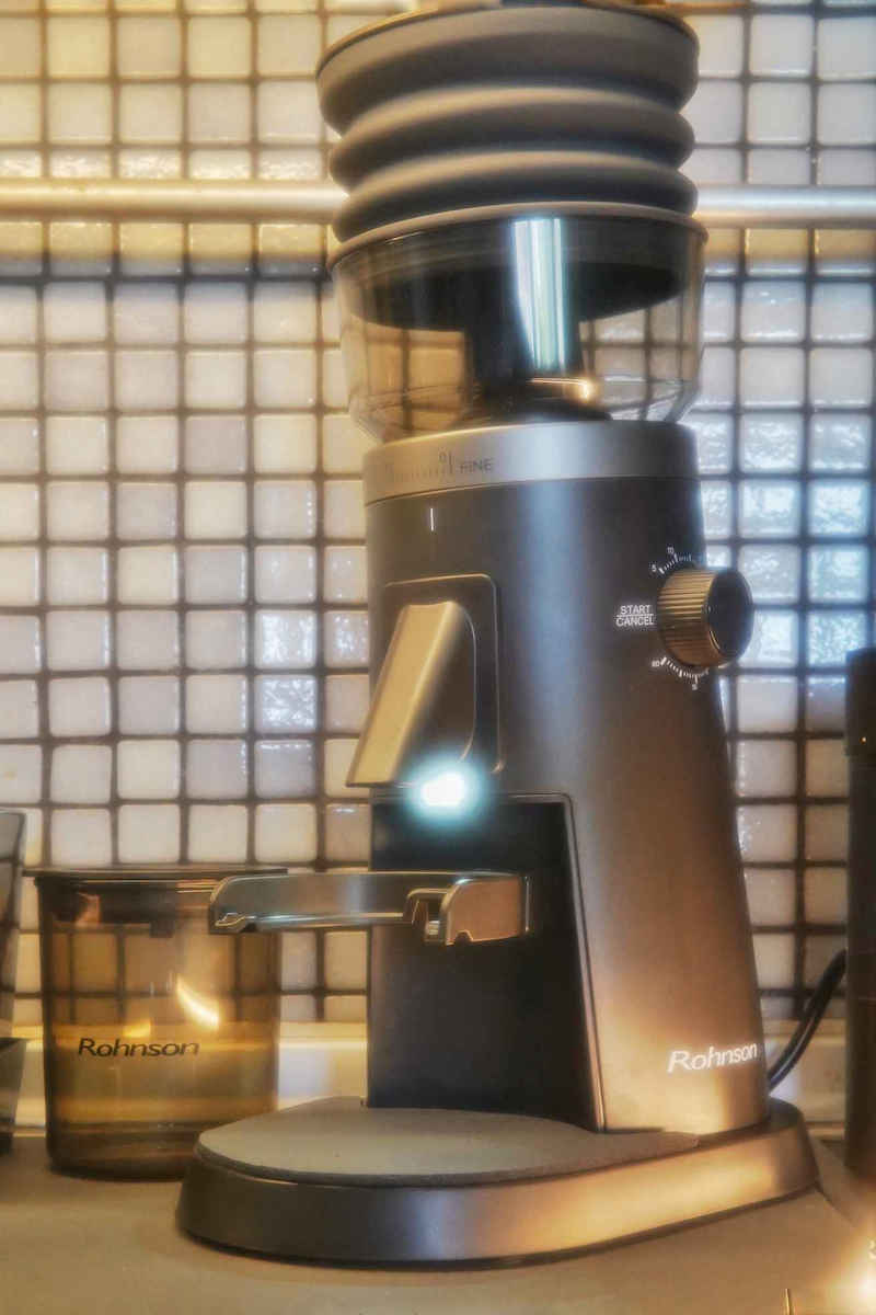 Rohnson Electric Coffee Grinder 150W with 120g Capacity and 75 Grind Levels Black