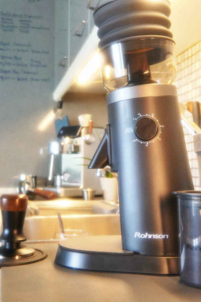 Rohnson Electric Coffee Grinder 150W with 120g Capacity and 75 Grind Levels Black