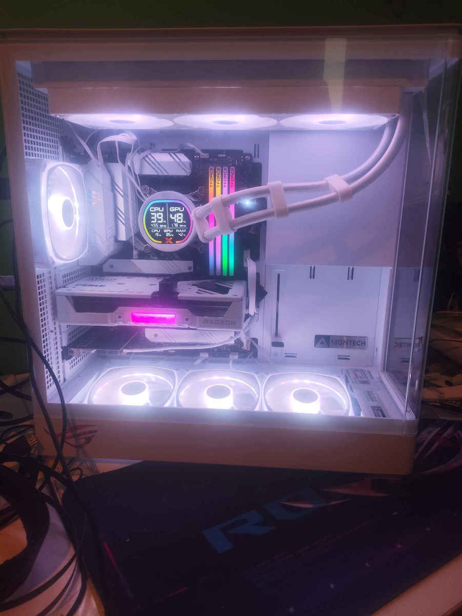 Montech King 45 Pro Gaming Midi Tower Computer Case with Side Window White