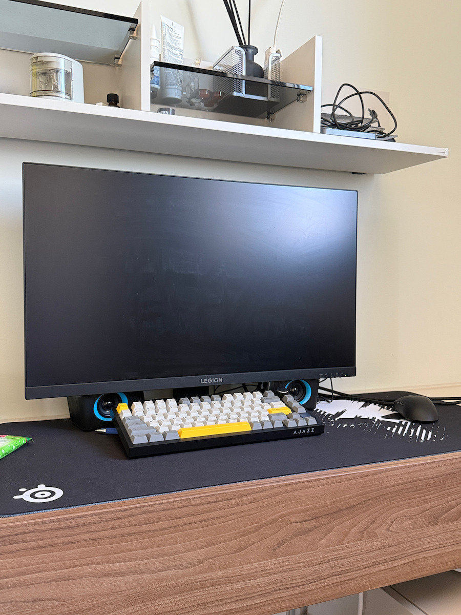 Lenovo 27Q-10 IPS HDR Monitor 27" QHD 2560x1440 240Hz