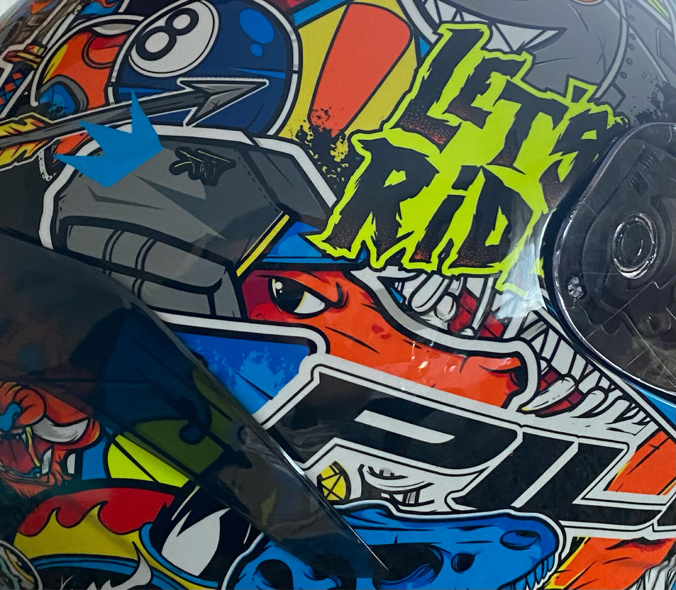 Pilot Flex Black Matt Motorcycle Helmet Full Face ECE 22.06 1450gr