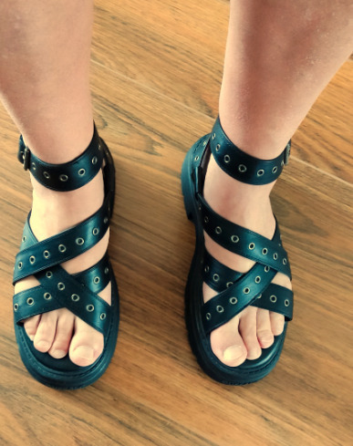 Damen Flache Sandalen Schwarz