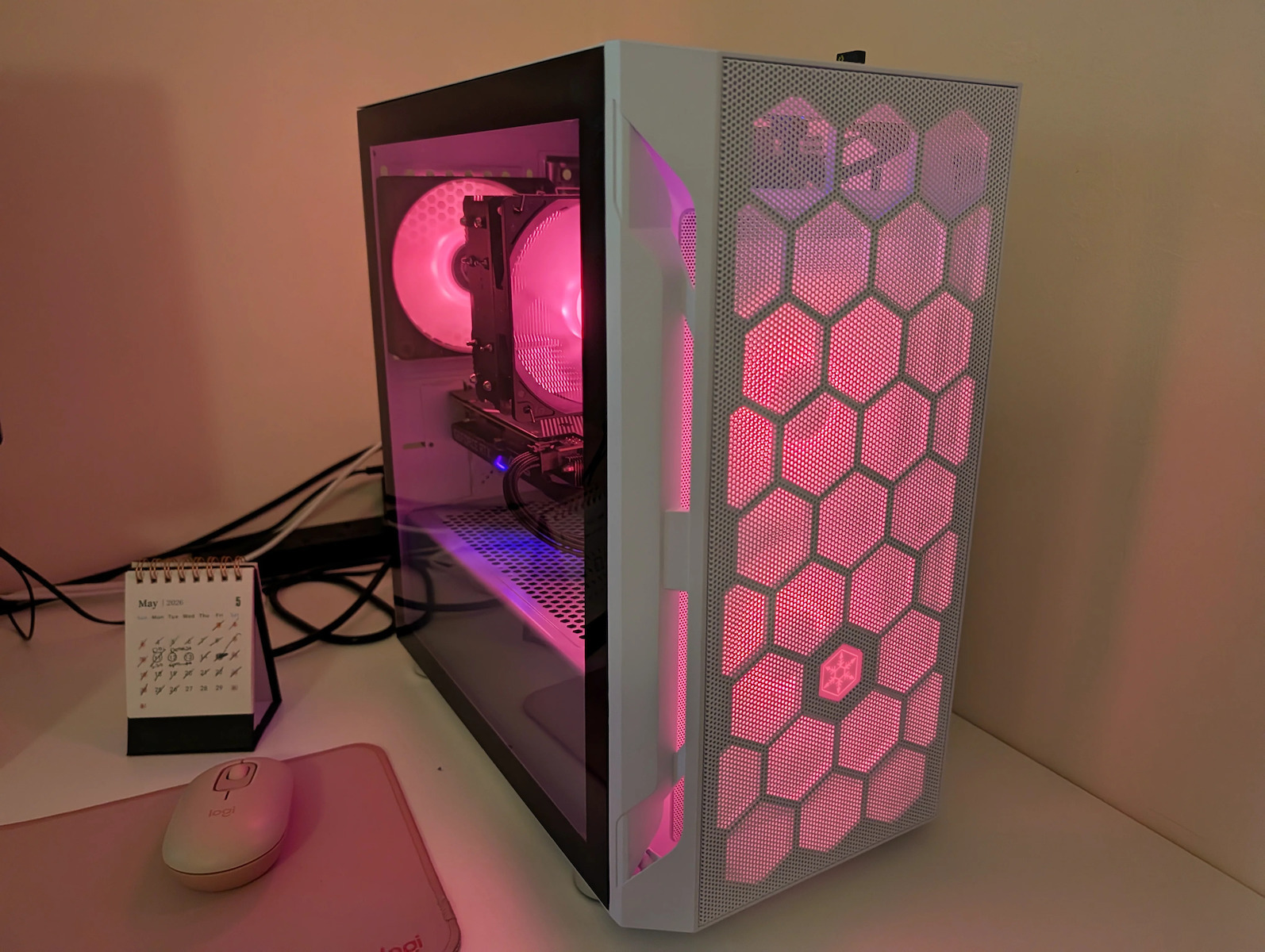 Silverstone FARA H1M PRO Gaming Mini Tower Κουτί Υπολογιστή με Πλαϊνό Παράθυρο Λευκό