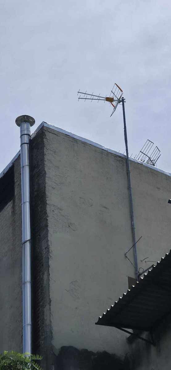 Televes V Zenit 5G LTE UHF (21-48) 149221 12-00-0024 Outdoor TV Antenna (Does not Require Power Supply) Orange