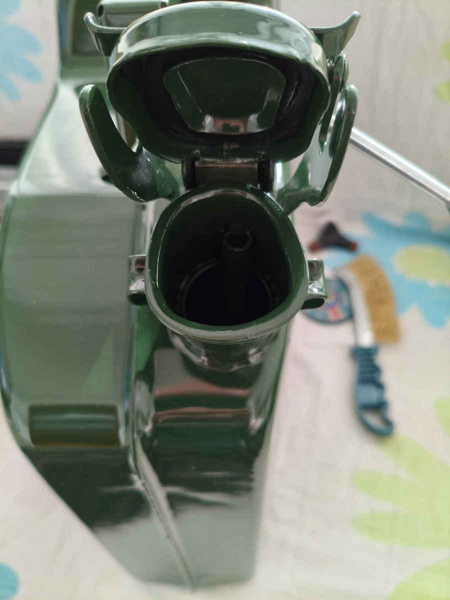 Wadfow Fuel Can Double Position Metallic 10lt Green