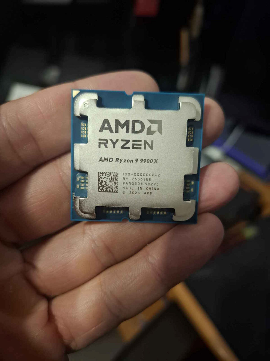 AMD Ryzen 9 9900X 4.4GHz Επεξεργαστής 12 Πυρήνων για Socket AM5 σε Κουτί