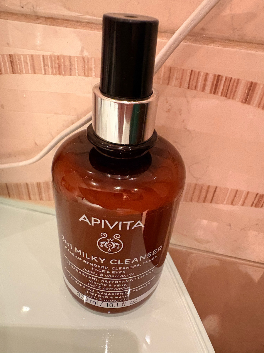 Apivita Chamomile & Honey Emulsion Cleansing Face & Eyes 300ml