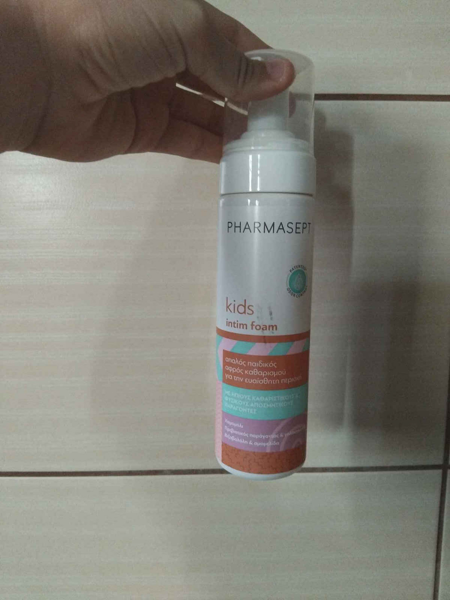 Pharmasept Kids Soap for the Sensitive Area in Foam Form 200ml