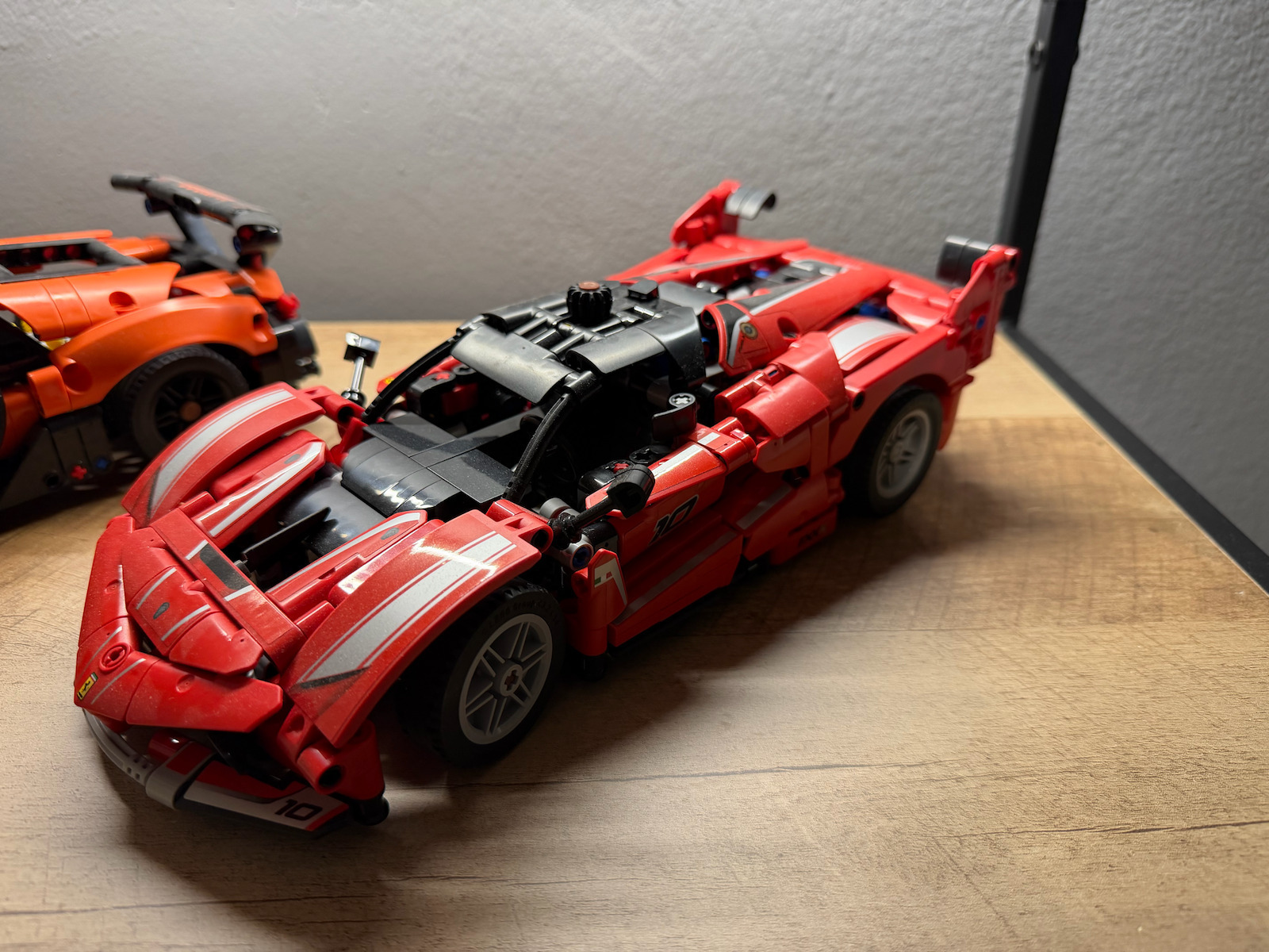 LEGO Technic Ferrari FXX K Pentru 10+ Ani 897 Bucăți 42212