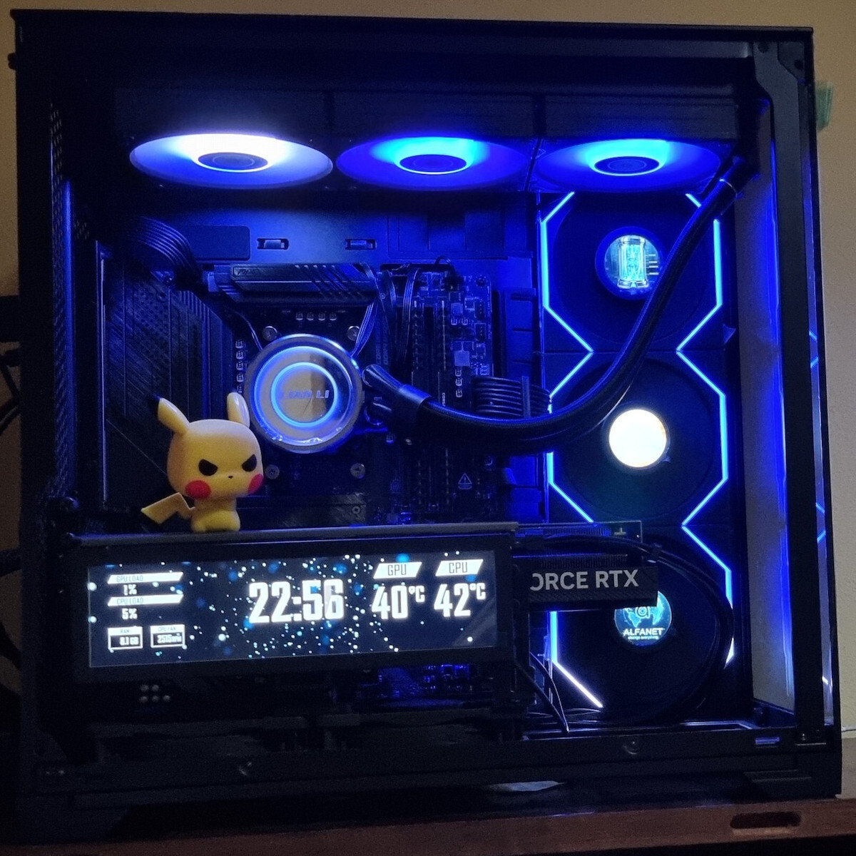Lian Li Universal Screen for PC