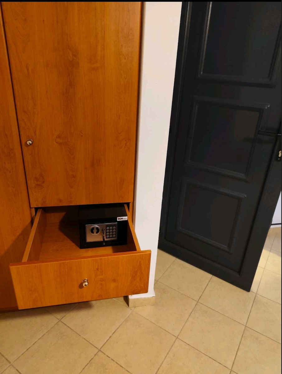 Homeone Safe with Digital Lock L23xW17xH17cm