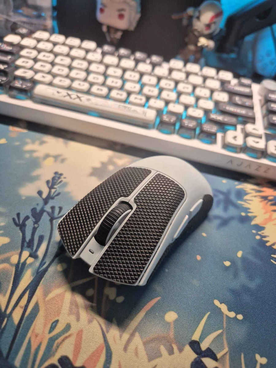 Razer Deathadder V4 PRO Ασύρματο Gaming Ποντίκι 45000 DPI Λευκό