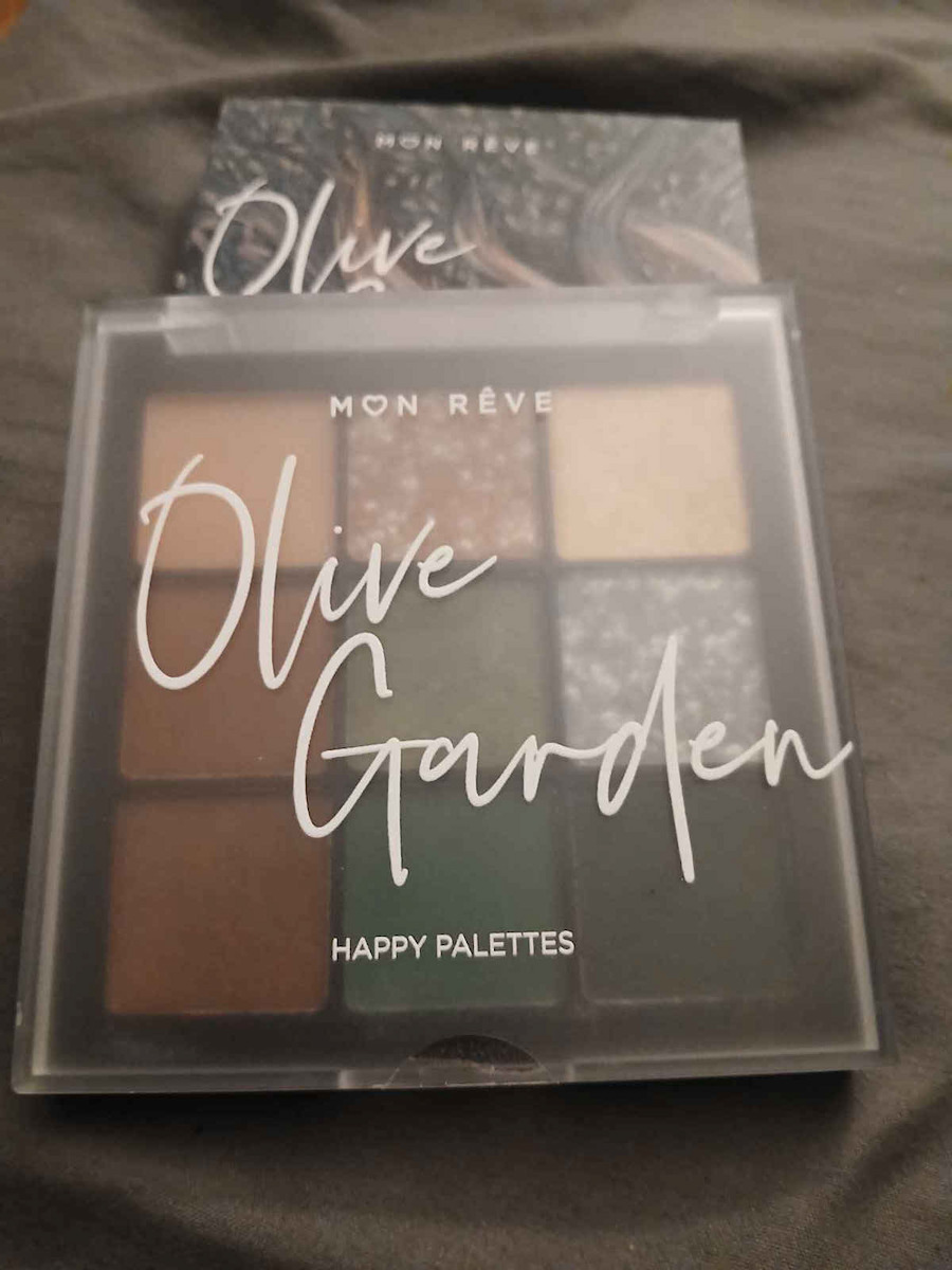 Mon Reve Happy Palettes Palette with Eye Shadows in Pressed Powder Form 15gr