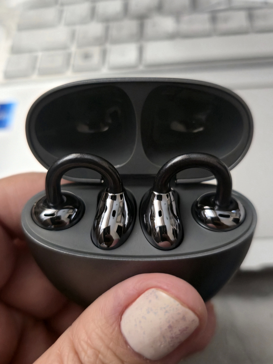 Honor Choice Earbuds Clip Bluetooth Handsfree Earphones with Sweat Resistance and Charging Case Black