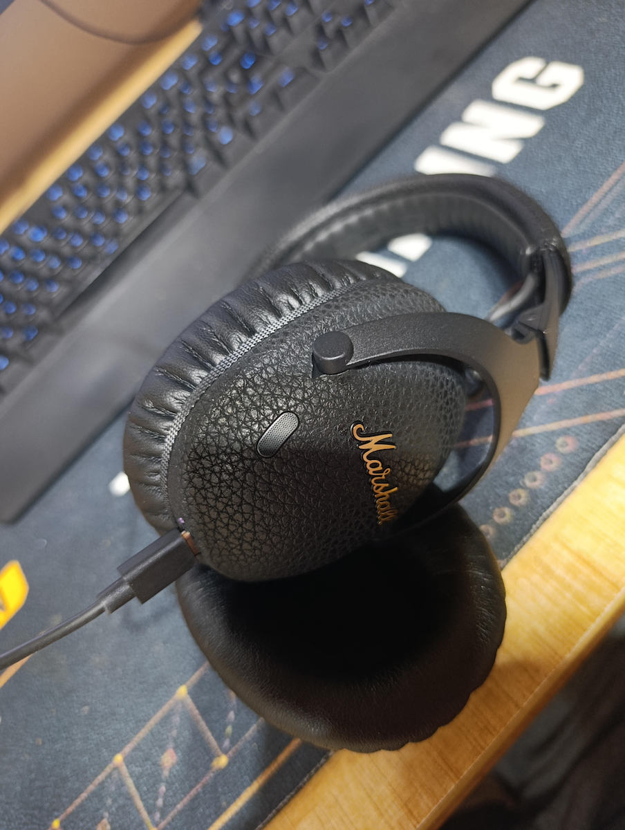 Marshall Monitor III ANC Ασύρματα / Ενσύρματα Over Ear Ακουστικά με 30 ώρες Λειτουργίας Cream