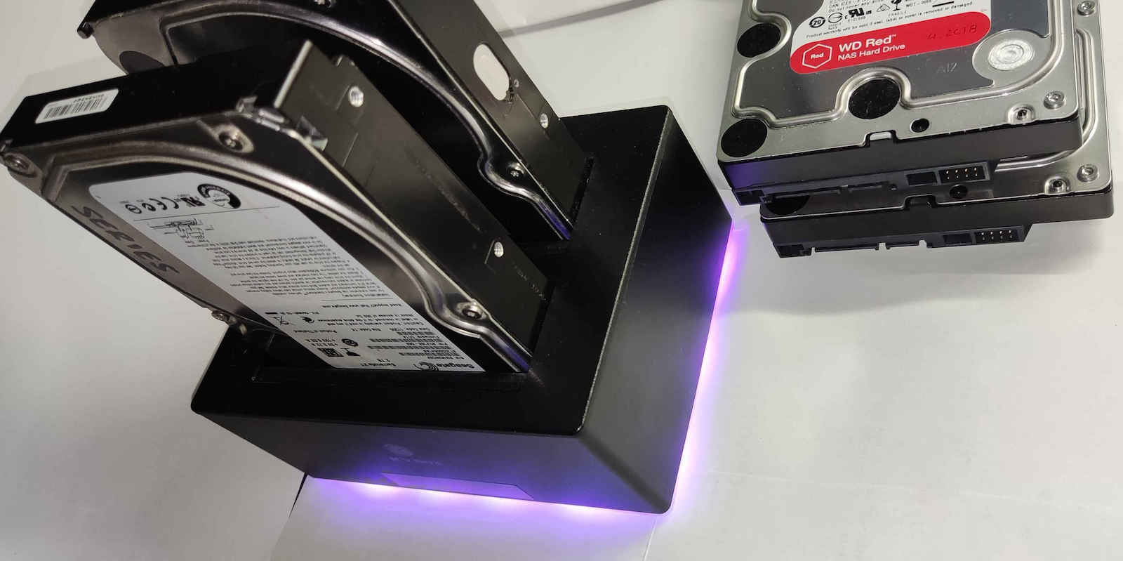 Icy Box Docking Station for 2 Hard Drives SATA 3.5" / 2.5" with Connection USB 3.1 / USB-C (IB-127CL-U3)