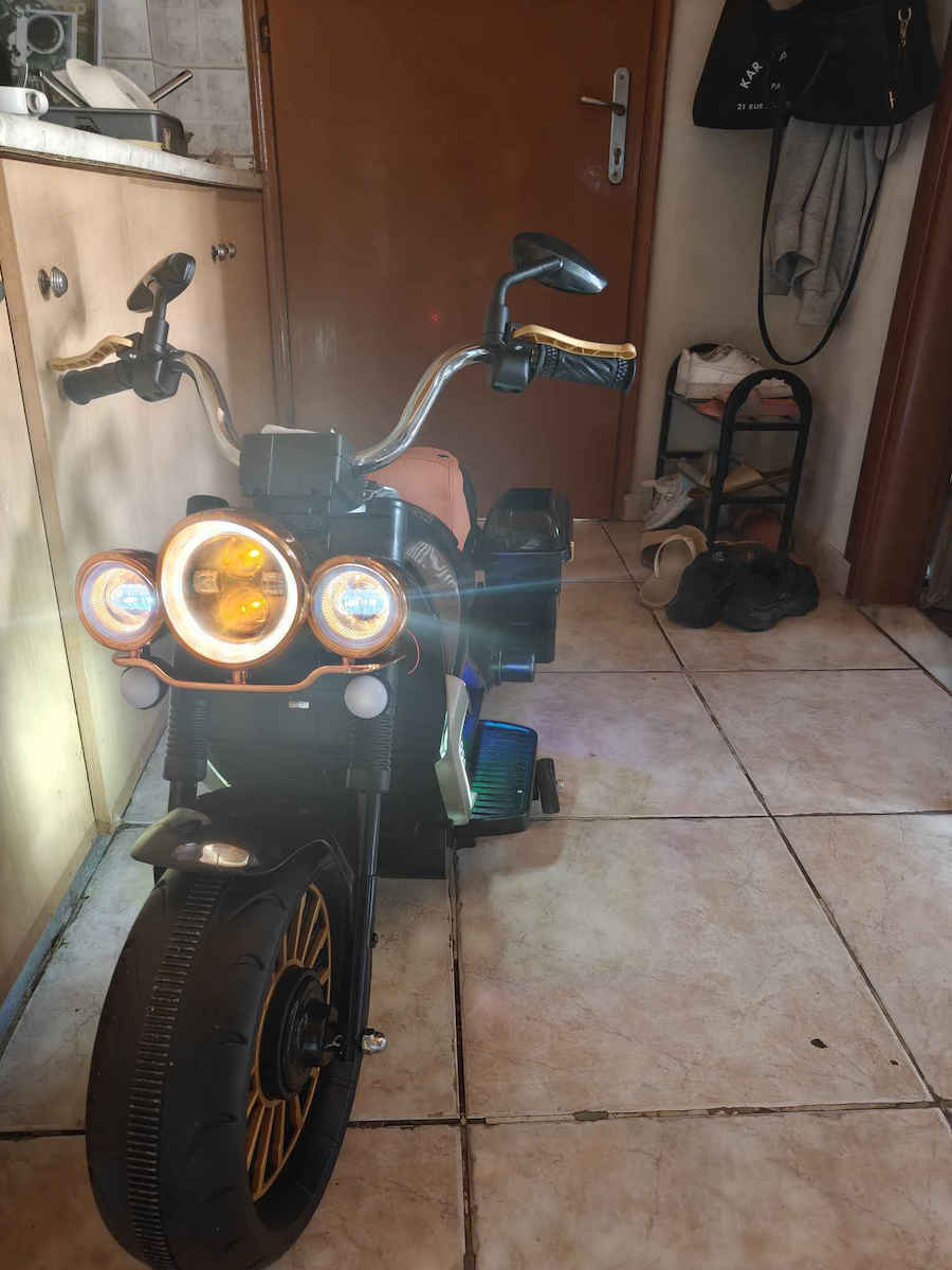 Kids Ride-On Motorbike Electric 12 Volt Black for 8+ Years