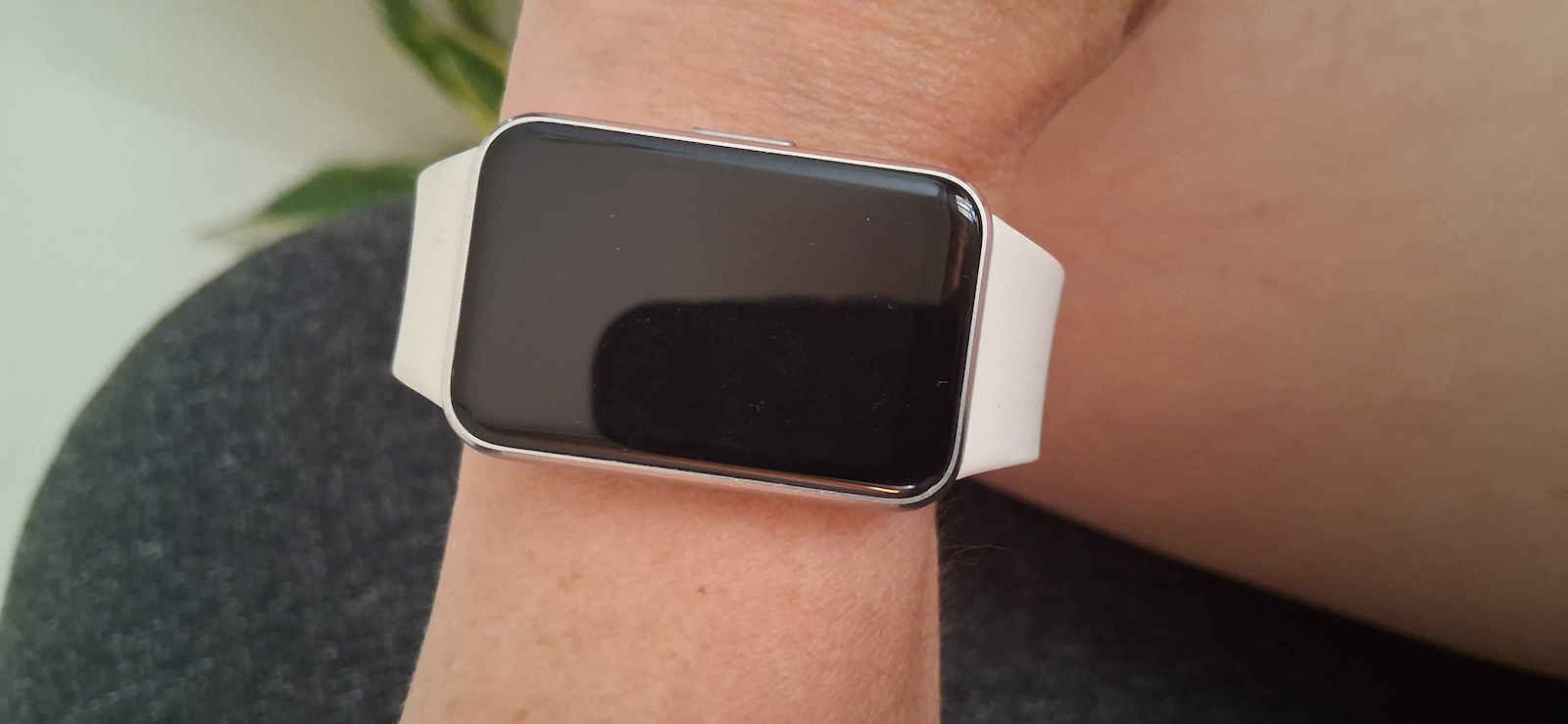 Samsung Galaxy Fit3 Ασημί