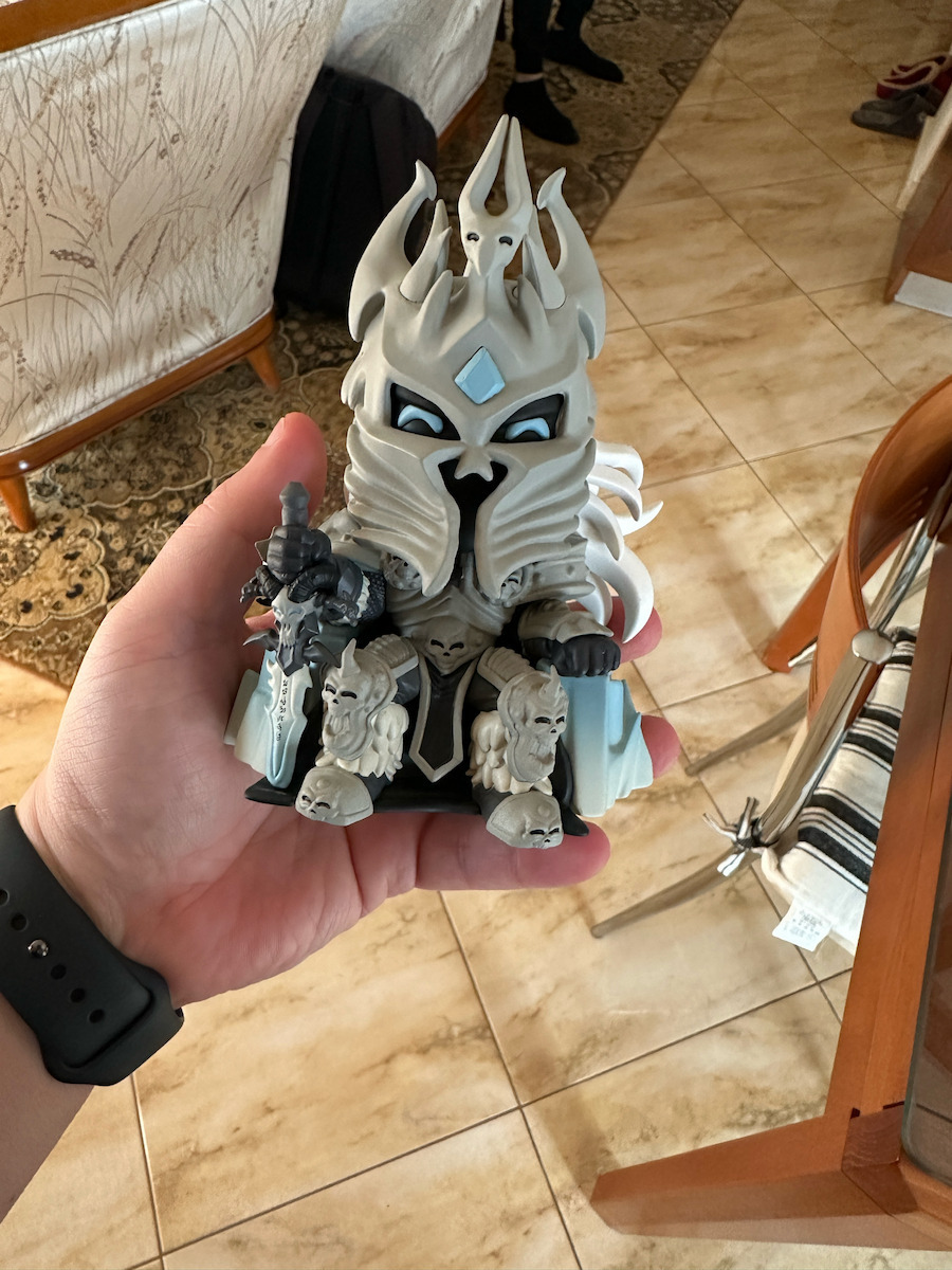 Youtooz Collectibles World Warcraft Lich King #6 Vinyl Figure 13cm