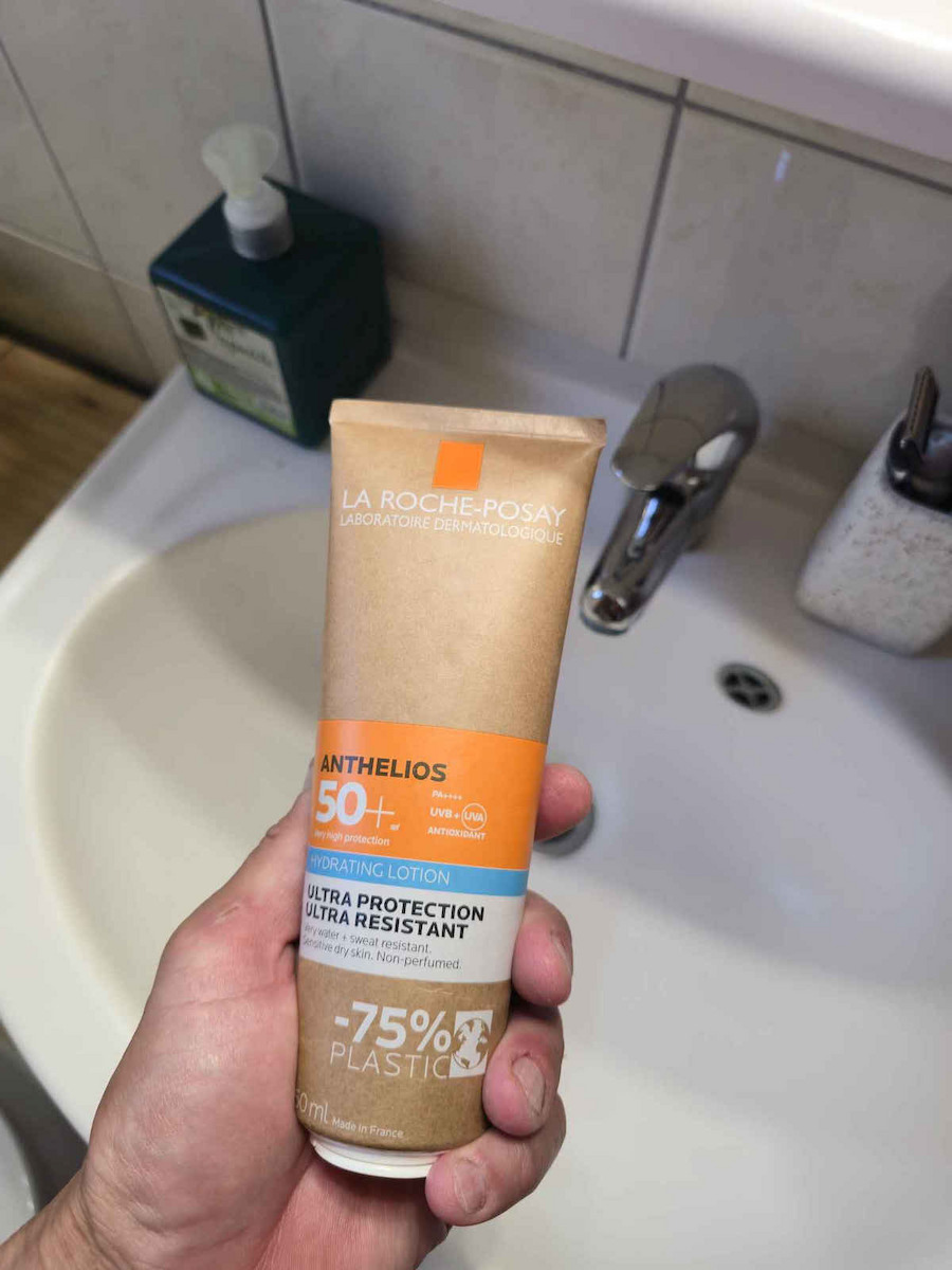 La Roche Posay Anthelios Eco-Conscious Waterproof Body Sunscreen Cream SPF50 250ml