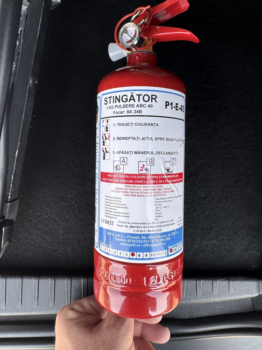 P1-E40 Auto-Feuerlöscher Trockenpulver 8A 34B C 1kg