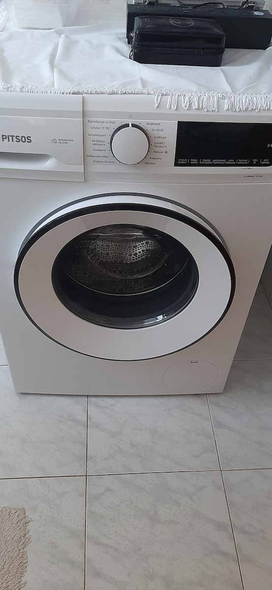 Pitsos Пералня 9кг с Парна Технология 1200 Оборота HydroShower WUP140ZG9