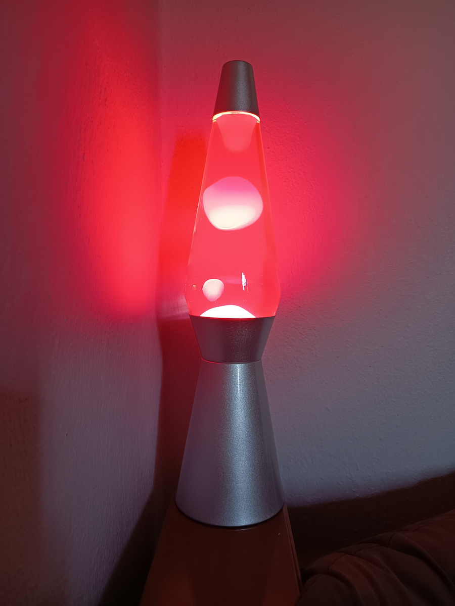 Total Gift Decorative Lamp Lava Lamp Red