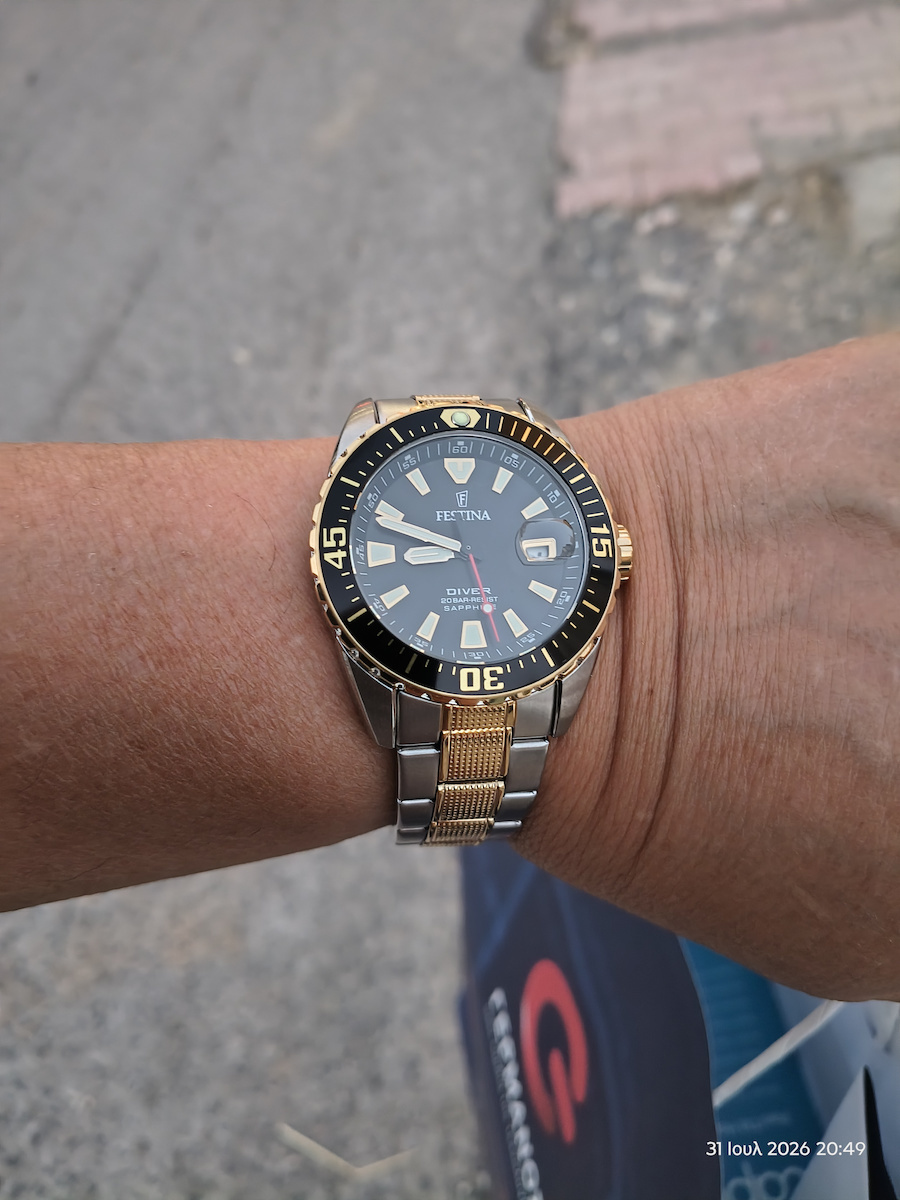 Festina Herrenuhr Batterie mit Silber Metallarmband
