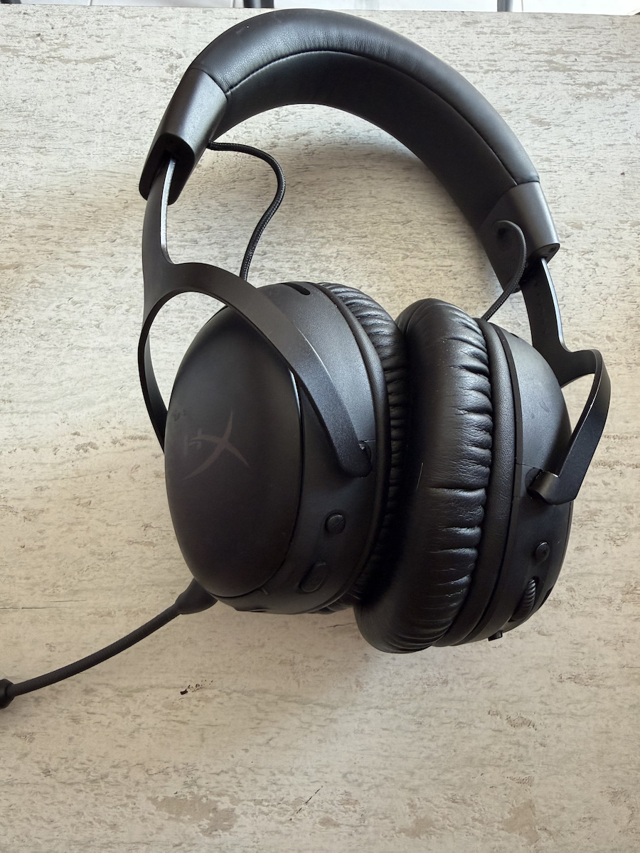 HyperX Cloud III S Wireless Over Ear Gaming Headset with Connection Bluetooth / USB Black/Red
