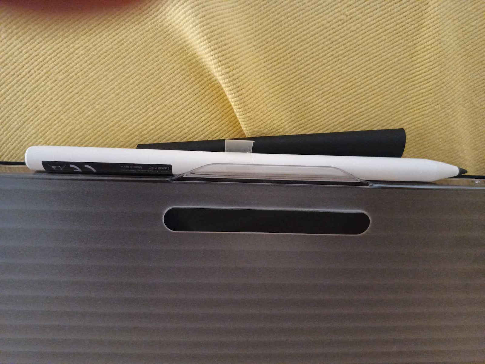 OnePlus Stylo 2 Стилус Пен с Palm Rejection за OnePlus Pad 2/Pad в Бял цвят OPPDGO2PEN